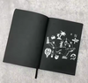 Agenda Negra con Hojas Negras + Lapicero Blanco